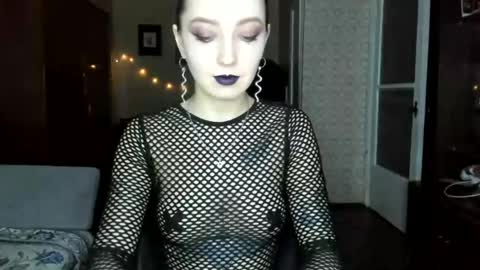 Snapshot of kellydark0111 chatting on 02.04.25 Mistress  online show from 02.04.25