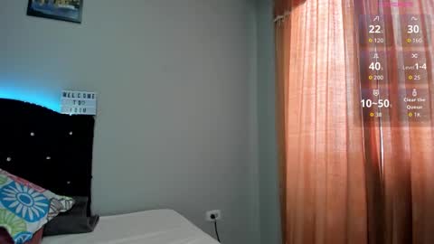 Snapshot of kellymillian_ chatting on 11.02.25 kellyMillian  online show from 11.02.25