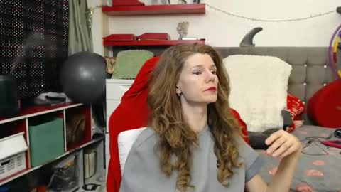 Snapshot of kellynumber chatting on 01.01.25 kelly online show from 01.01.25