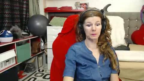 Snapshot of kellynumber chatting on 01.09.25 kelly online show from 01.09.25