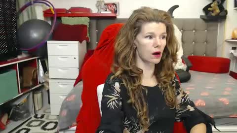 Snapshot of kellynumber chatting on 01.22.25 kelly online show from 01.22.25