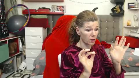 Snapshot of kellynumber chatting on 01.24.25 kelly online show from 01.24.25