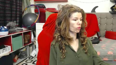 Snapshot of kellynumber chatting on 01.27.25 kelly online show from 01.27.25