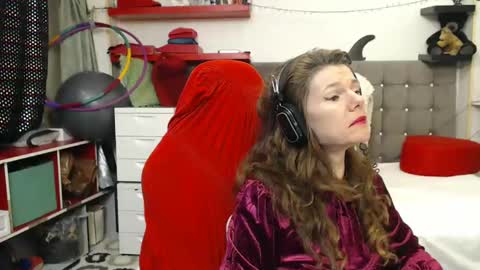 Snapshot of kellynumber chatting on 02.09.25 kelly online show from 02.09.25