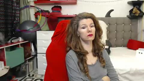 Snapshot of kellynumber chatting on 02.11.25 kelly online show from 02.11.25