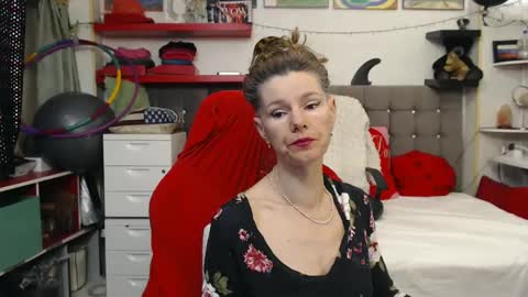 Snapshot of kellynumber chatting on 02.14.25 kelly online show from 02.14.25