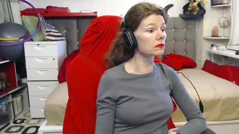 Snapshot of kellynumber chatting on 03.03.25 kelly online show from 03.03.25