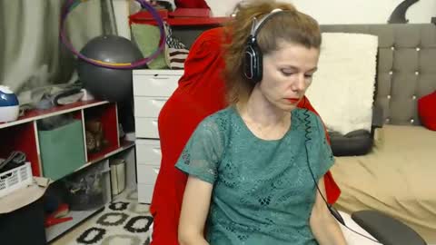 Snapshot of kellynumber chatting on 03.07.25 kelly online show from 03.07.25
