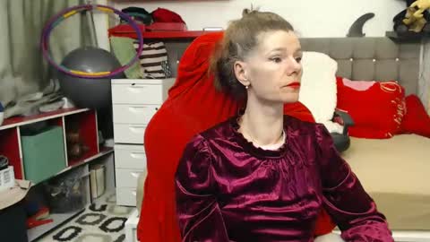 Snapshot of kellynumber chatting on 03.10.25 kelly online show from 03.10.25