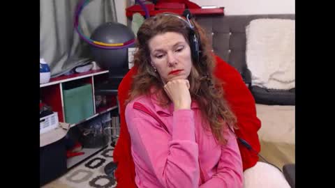 Snapshot of kellynumber chatting on 03.11.25 kelly online show from 03.11.25