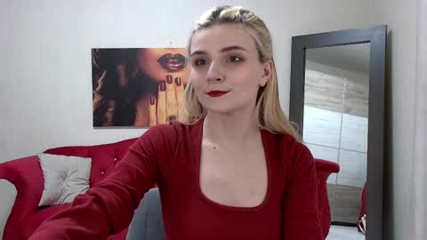 Snapshot of kellystoneys chatting on 03.05.25 Kelly Stoneys online show from 03.05.25