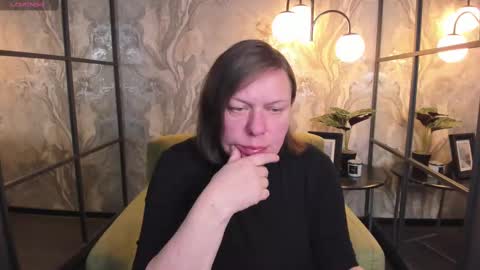 Snapshot of kellysuper chatting on 02.10.25 Kelly online show from 02.10.25