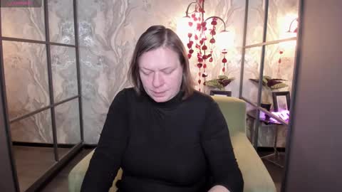 Snapshot of kellysuper chatting on 02.15.25 Kelly online show from 02.15.25