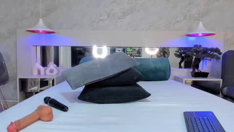 Kelly online show from 02.27.25