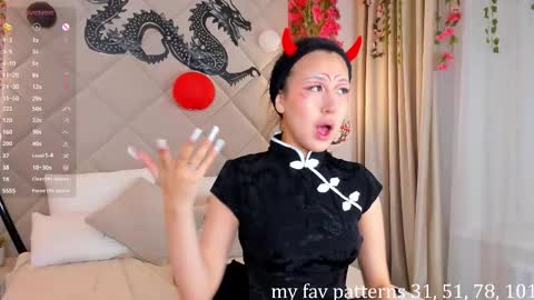 kellyy_bern online show from 11.20.25