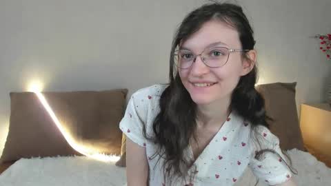 Kelsirabenold online show from 03.20.26