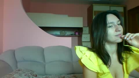 Snapshot of kelsivixen chatting on 09.23.25 KelsiVixen online show from 09.23.25