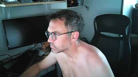 Snapshot of kelvin06133 chatting on 06.21.26 kelvin06133 online show from 06.21.26