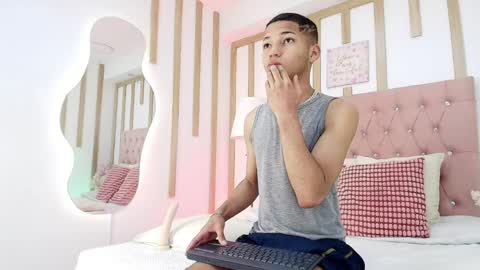 Kelvin online show from 04.11.26