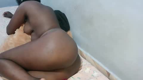 Snapshot of kem2000400282 chatting on 04.10.26 kem2000400282 online show from 04.10.26