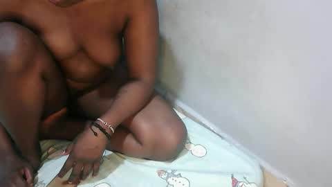 Snapshot of kem2000400282 chatting on 04.13.26 kem2000400282 online show from 04.13.26