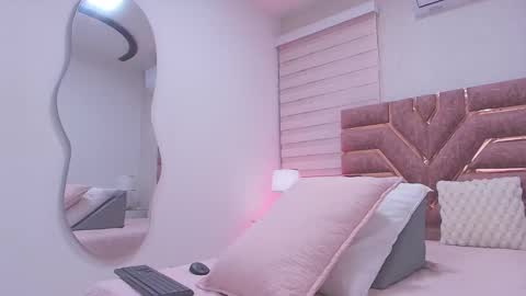 kemdall lopez online show from 01.14.26