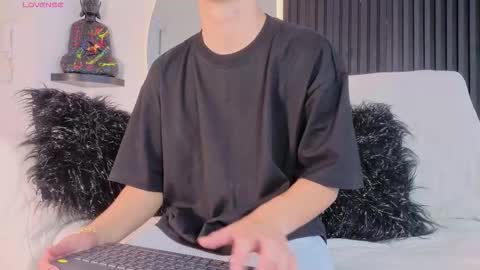   online show from 12.22.25