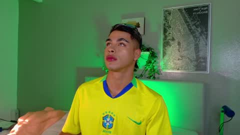   online show from 04.05.26