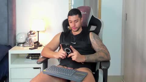Snapshot of ken_mailik chatting on 10.24.25 ken_mailik online show from 10.24.25