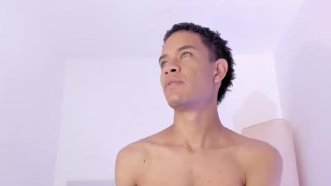 Julian Rivera   online show from 09.21.25