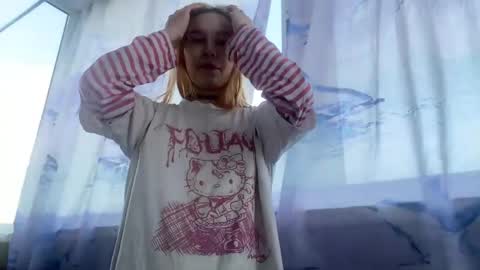 Mia online show from 05.12.26