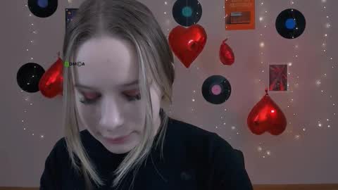 Sweet Kendal online show from 02.13.26