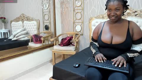kenda  online show from 01.17.25