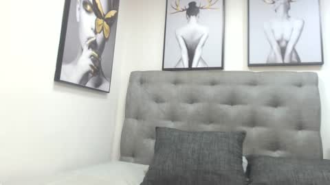 Snapshot of kendalcutex chatting on 01.14.25 Kendal online show from 01.14.25