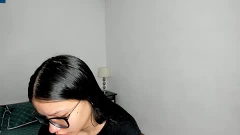 Kendal online show from 11.27.25