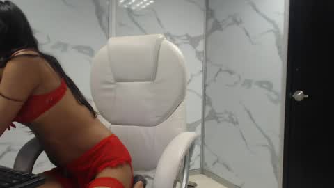 Snapshot of kendall69__ chatting on 12.09.24 kendall69__ online show from 12.09.24