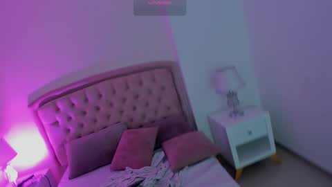 Kendall online show from 02.07.26