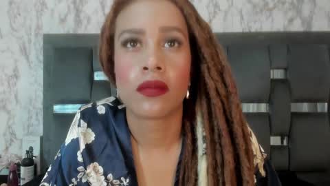 Snapshot of kendall__quinn chatting on 02.18.25 Kendall online show from 02.18.25