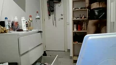 kendallhottiets online show from 09.13.25