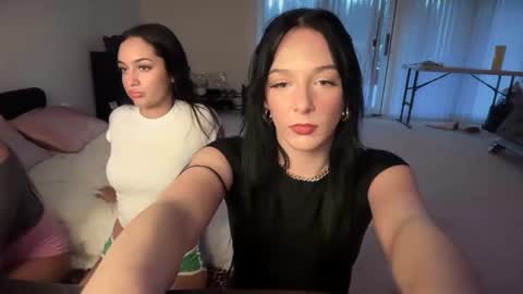 kendallmonroee online show from 11.09.25