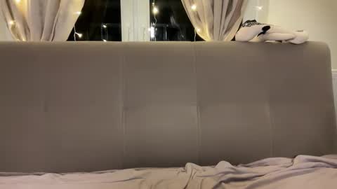 Kendall online show from 11.24.25