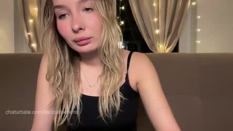 Kendall online show from 11.26.25