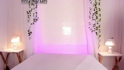 Snapshot of kendallrosse1 chatting on 07.19.26 Kendal online show from 07.19.26