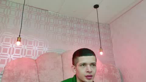 Kendall and Taylor online show from 11.25.25