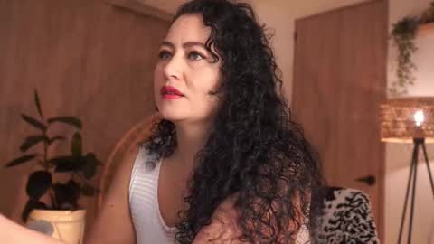 Snapshot of kendally_ chatting on 11.29.25 kendally_ online show from 11.29.25