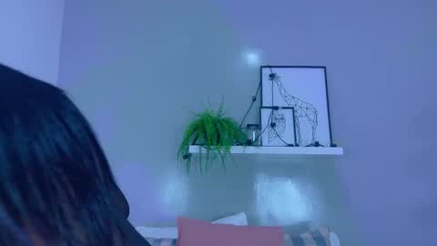 Snapshot of kendalmilleer chatting on 09.18.25   online show from 09.18.25