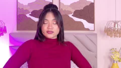 Kendal online show from 11.21.25