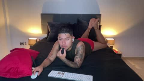 kende_tatt online show from 07.30.26