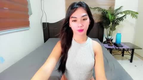 kendra_cake69 online show from 05.13.26