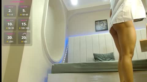 kendra_lux1 online show from 02.19.26